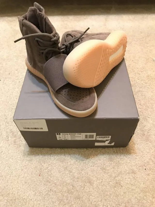 ADIDAS YEEZY BOOST 750 "CHOCOLATE" SIZE 6 - FREE US SHIPPING