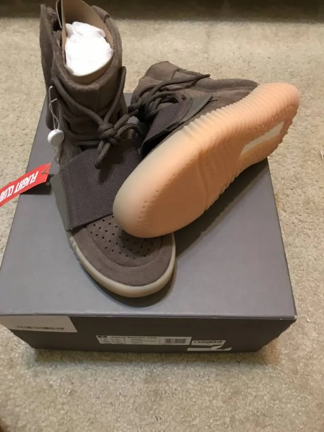 ADIDAS YEEZY BOOST 750 "CHOCOLATE" SIZE 6 - FREE US SHIPPING