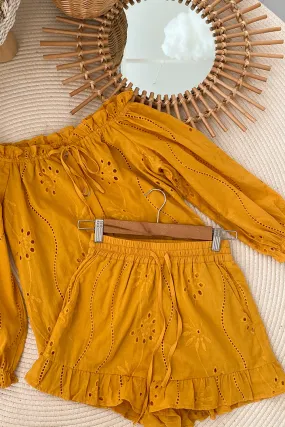 LOMIE EYELET FRILLS SHORTS (MUSTARD)