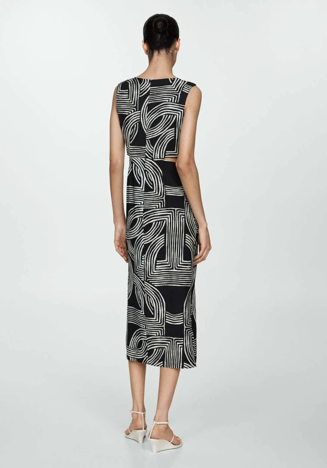 Printed dress with openings