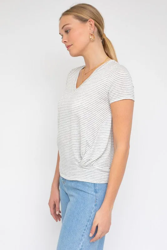 SHORT SLEEVE V-NECK TWIST FRONT TOP