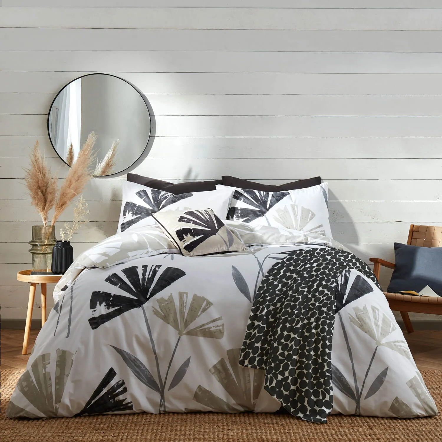 Skandi Duvet Cover Set - Black / Natural