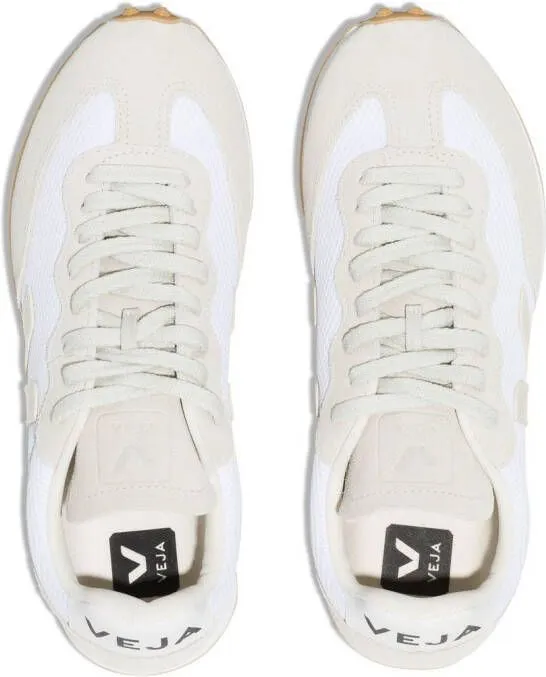 VEJA logo-patch lace-up sneakers White