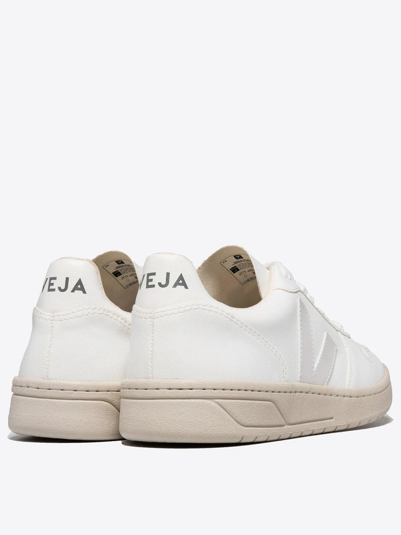 Veja Men's V-10 Trainers - White