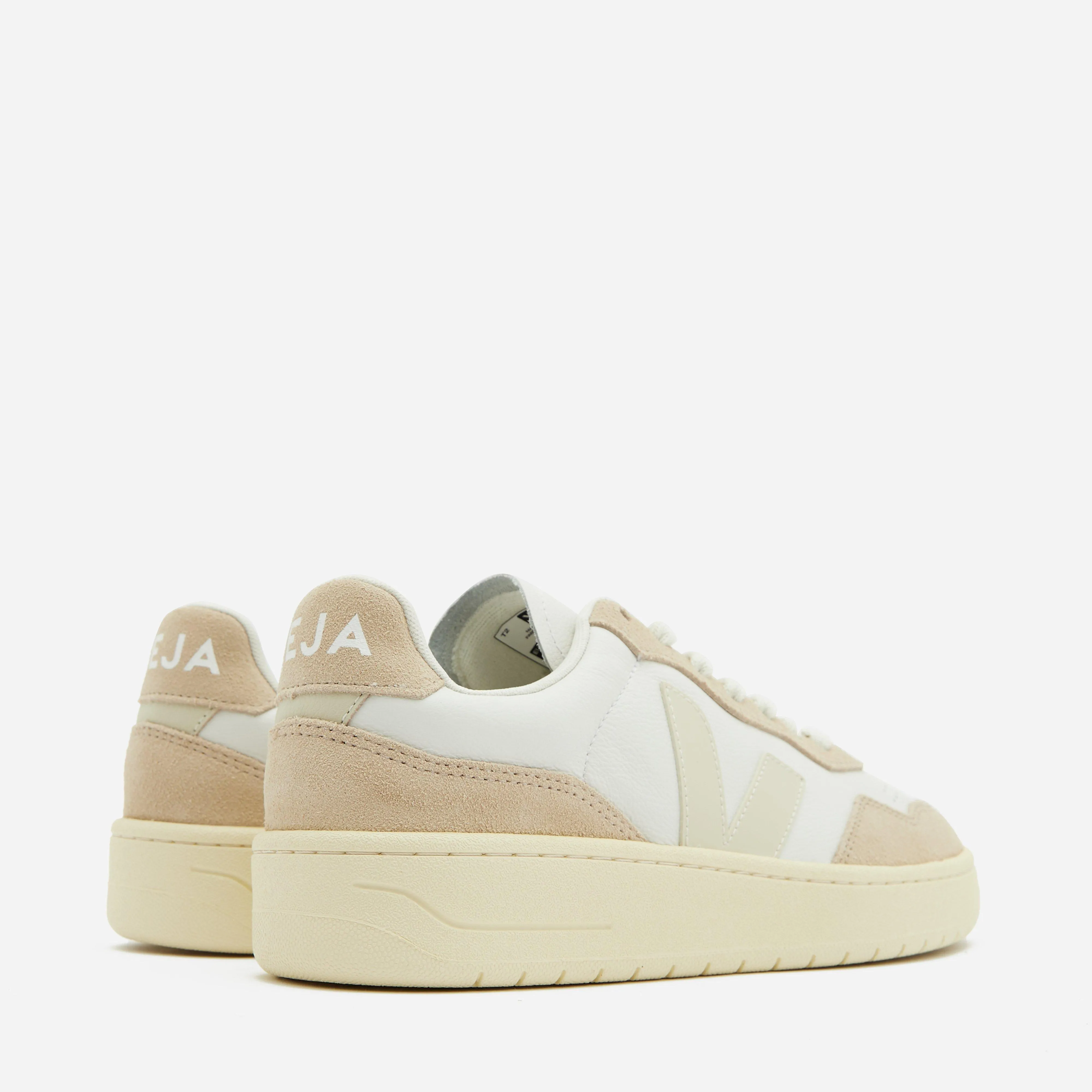 Veja V-90 Women's