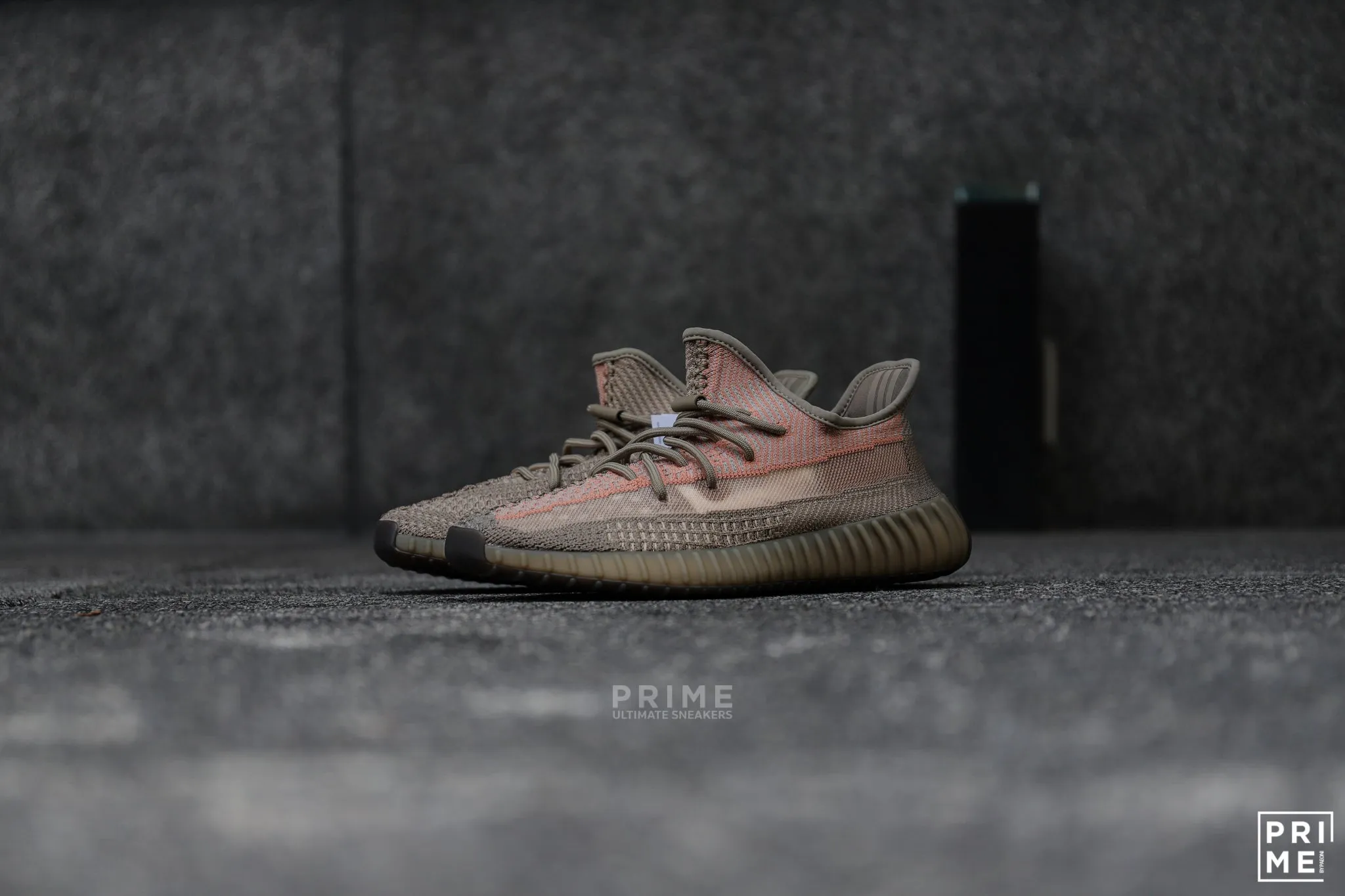 Yeezy 350 Sand Taupe (FZ5240)