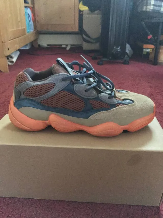 Yeezy 500 Adidas Orange/Beige size 9.5